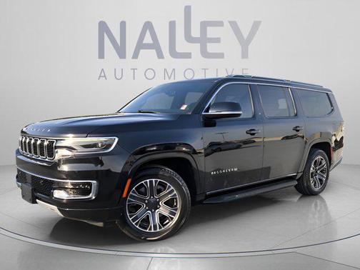 Diamond Black Crystal Pearlcoat 2023 Jeep Wagoneer L Series II 4x4