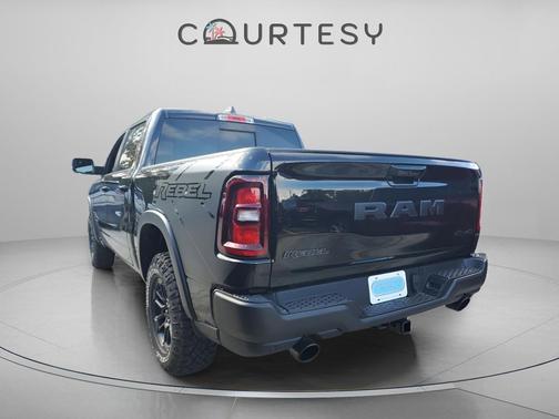 Diamond Black Crystal Pearlcoat 2026 RAM 1500 Rebel