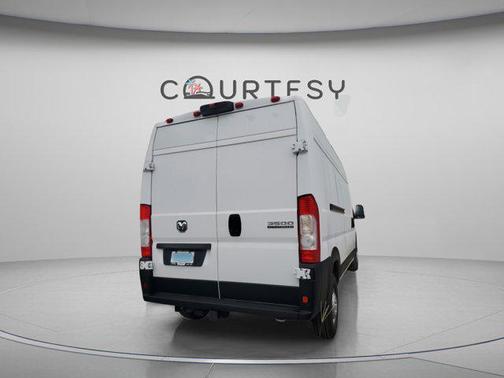 2026 RAM ProMaster 3500 High Roof