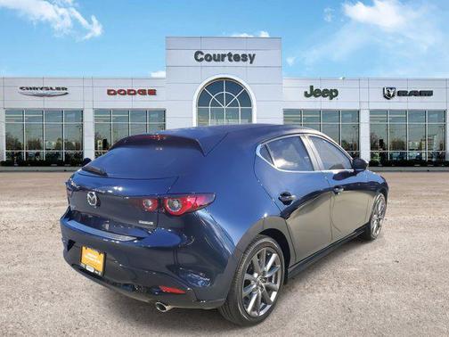 2025 Mazda Mazda3 FWD w/Preferred Package