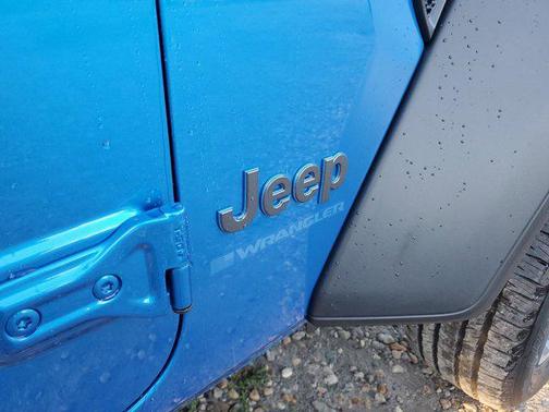 2025 Jeep Wrangler 4xe Sport S