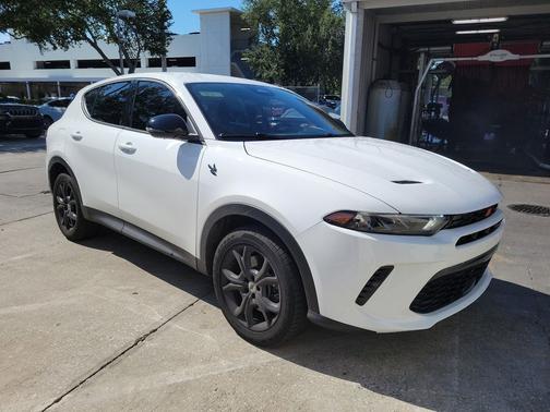 Q Ball 2025 Dodge Hornet GT AWD