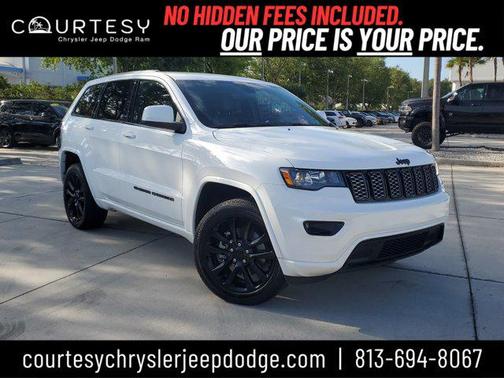 2022 Jeep Grand Cherokee Laredo
