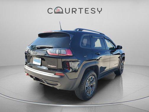 2020 Jeep Cherokee Trailhawk