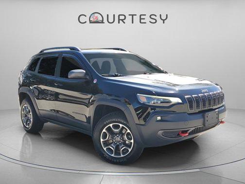 2020 Jeep Cherokee Trailhawk