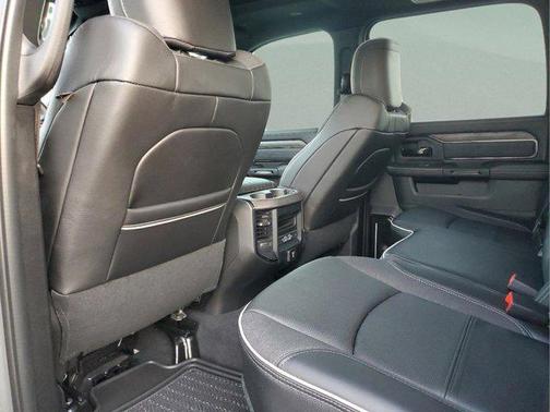 2026 RAM 3500 Limited Crew Cab 4x4 8' Box