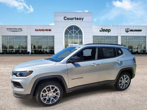 2024 Jeep Compass Latitude Lux