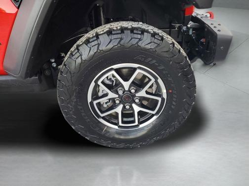 Firecracker Red Clearcoat 2026 Jeep Wrangler Rubicon