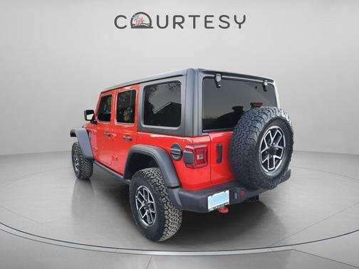 Firecracker Red Clearcoat 2026 Jeep Wrangler Rubicon
