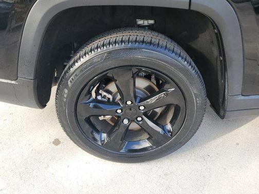 2022 Jeep Grand Cherokee L Altitude