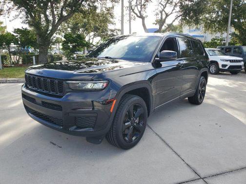 2022 Jeep Grand Cherokee L Altitude