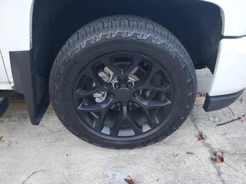 2018 Chevrolet Silverado 1500 Custom