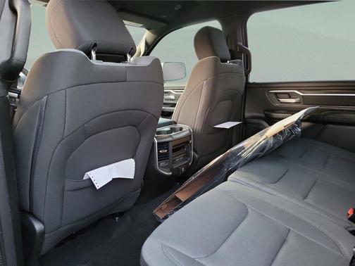 Granite Crystal Metallic Clearcoat 2026 RAM 1500 Big Horn/Lone Star