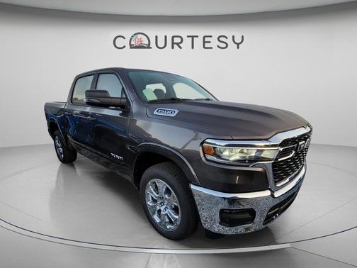 Granite Crystal Metallic Clearcoat 2026 RAM 1500 Big Horn/Lone Star