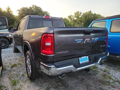 Granite Crystal Metallic Clearcoat 2026 RAM 1500 Big Horn/Lone Star