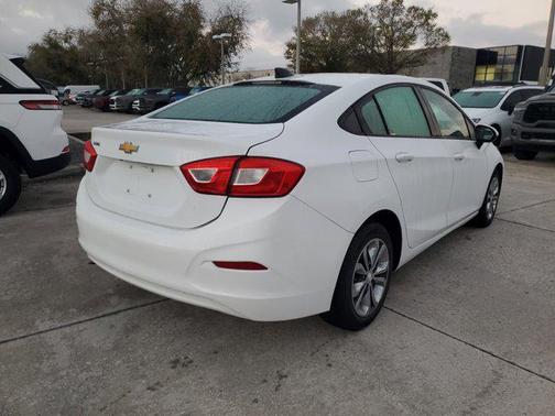 2019 Chevrolet Cruze LS
