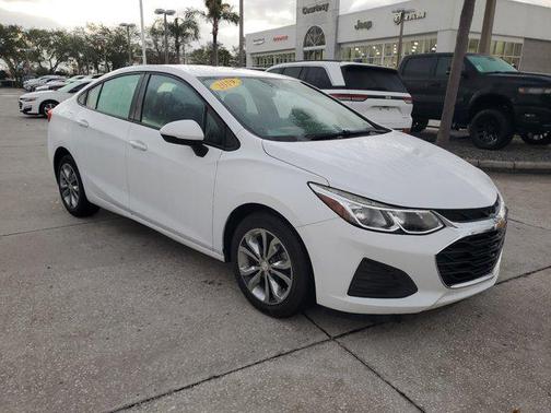 2019 Chevrolet Cruze LS