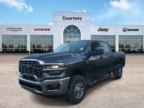 2025 RAM 2500 Tradesman Crew Cab 4x4 6'4' Box