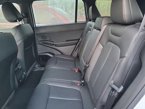 Bright White Clearcoat 2026 Jeep Cherokee Limited