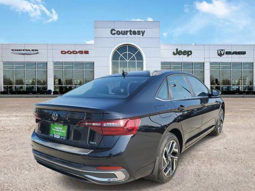 2022 Volkswagen Jetta 1.5T SEL