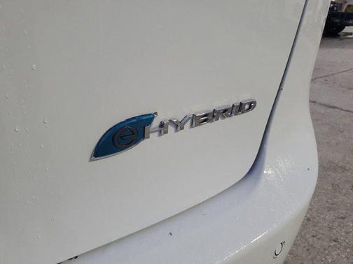 2025 Chrysler Pacifica Hybrid Select