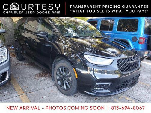 2021 Chrysler Pacifica Touring L