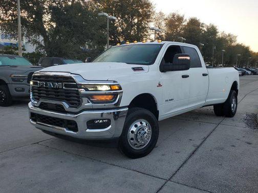 2026 RAM 3500 Big Horn Crew Cab 4x4 8' Box