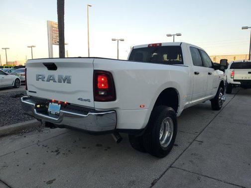 2026 RAM 3500 Big Horn Crew Cab 4x4 8' Box
