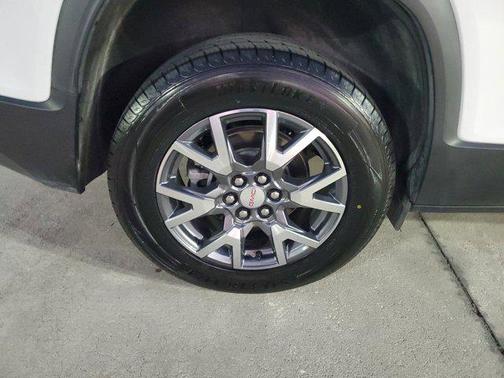 2023 GMC Acadia AWD SLT
