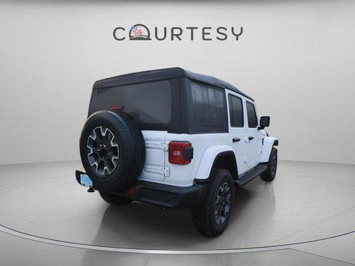 2026 Jeep Wrangler 4-Door Sahara 4x4