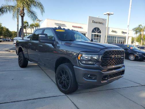 Granite Crystal Metallic Clearcoat 2023 RAM 3500 Big Horn Crew Cab 4x4 6'4' Box