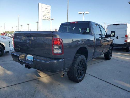 Granite Crystal Metallic Clearcoat 2023 RAM 3500 Big Horn Crew Cab 4x4 6'4' Box