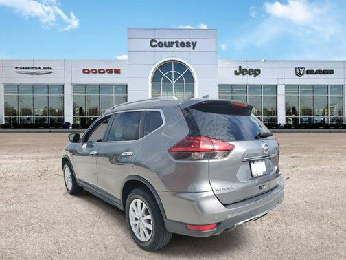 2020 Nissan Rogue SV