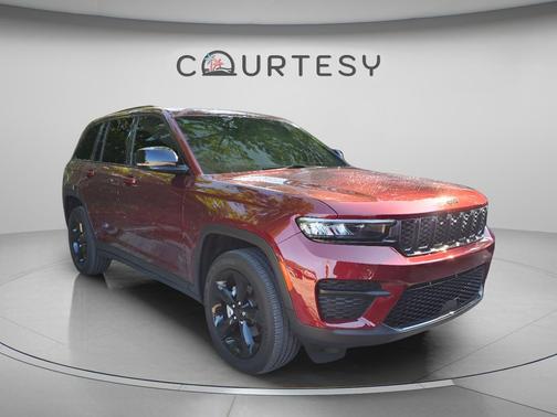 Velvet Red Pearlcoat 2025 Jeep Grand Cherokee Altitude