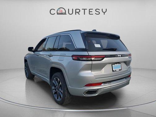 2025 Jeep Grand Cherokee Overland