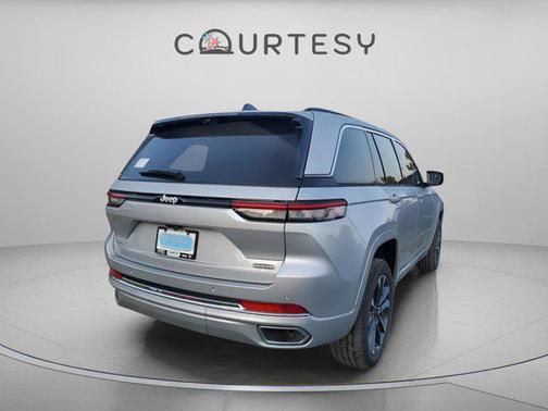 2025 Jeep Grand Cherokee Overland