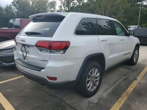 2022 Jeep Grand Cherokee Laredo