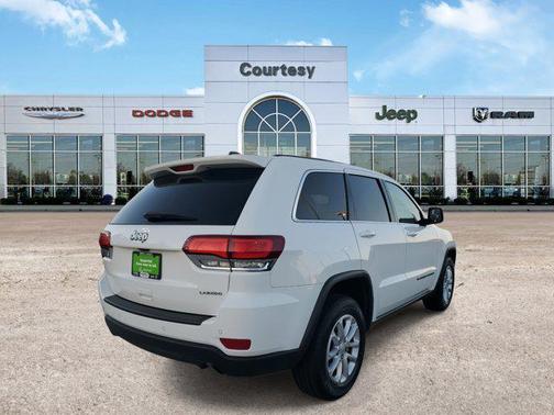2022 Jeep Grand Cherokee Laredo