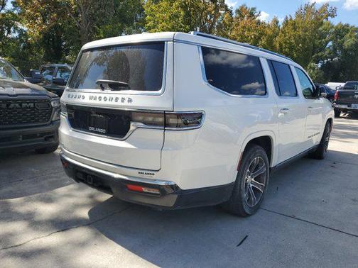 2023 Jeep Grand Wagoneer L 4x4