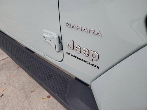 2024 Jeep Wrangler 4-Door Sahara 4x4