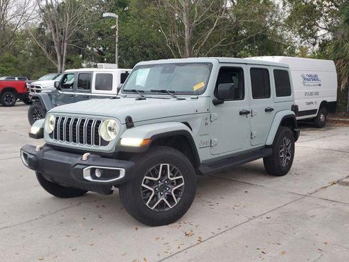 2024 Jeep Wrangler 4-Door Sahara 4x4