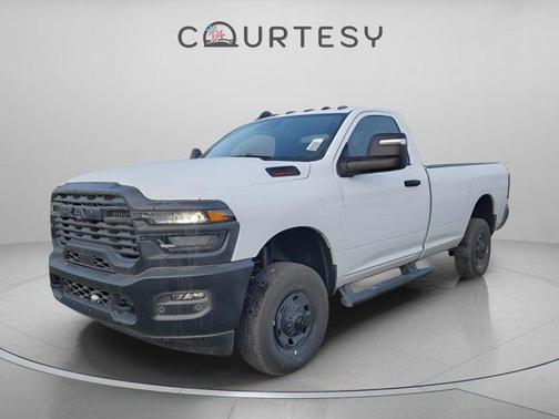 2025 RAM 2500 Tradesman Regular Cab 4x4 8' Box