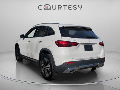 2025 Mercedes-Benz GLA 250 4MATIC