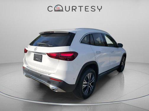 2025 Mercedes-Benz GLA 250 4MATIC