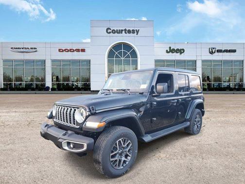 2026 Jeep Wrangler 4-Door Sahara 4x4