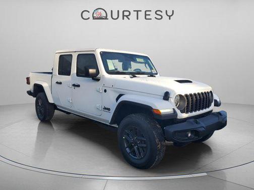 2026 Jeep Gladiator Sport S