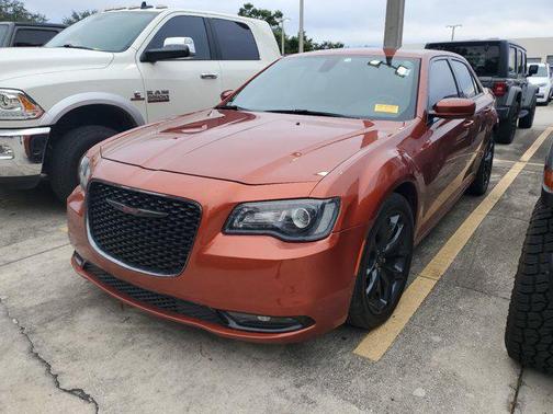 2020 Chrysler 300 S