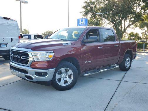 Delmonico Red Pearlcoat 2020 RAM 1500 Big Horn/Lone Star