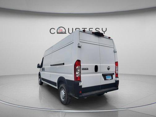 2026 RAM ProMaster 2500 Tradesman