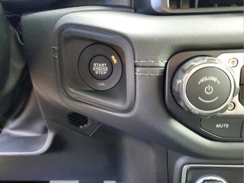 2026 Jeep Gladiator Mojave X 4x4